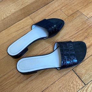 BROOKS BROTHERS BLACK LEATHER SLIDES